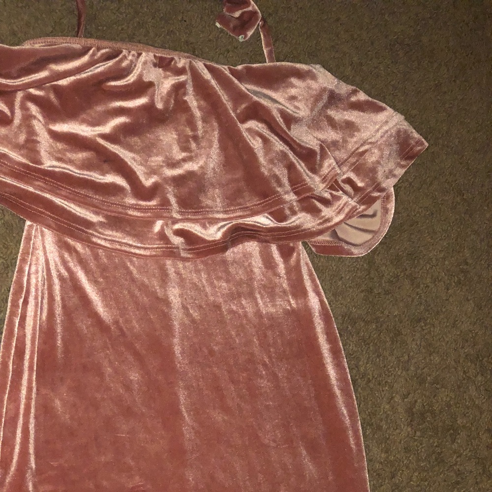 Velvet pink strapless bodycon