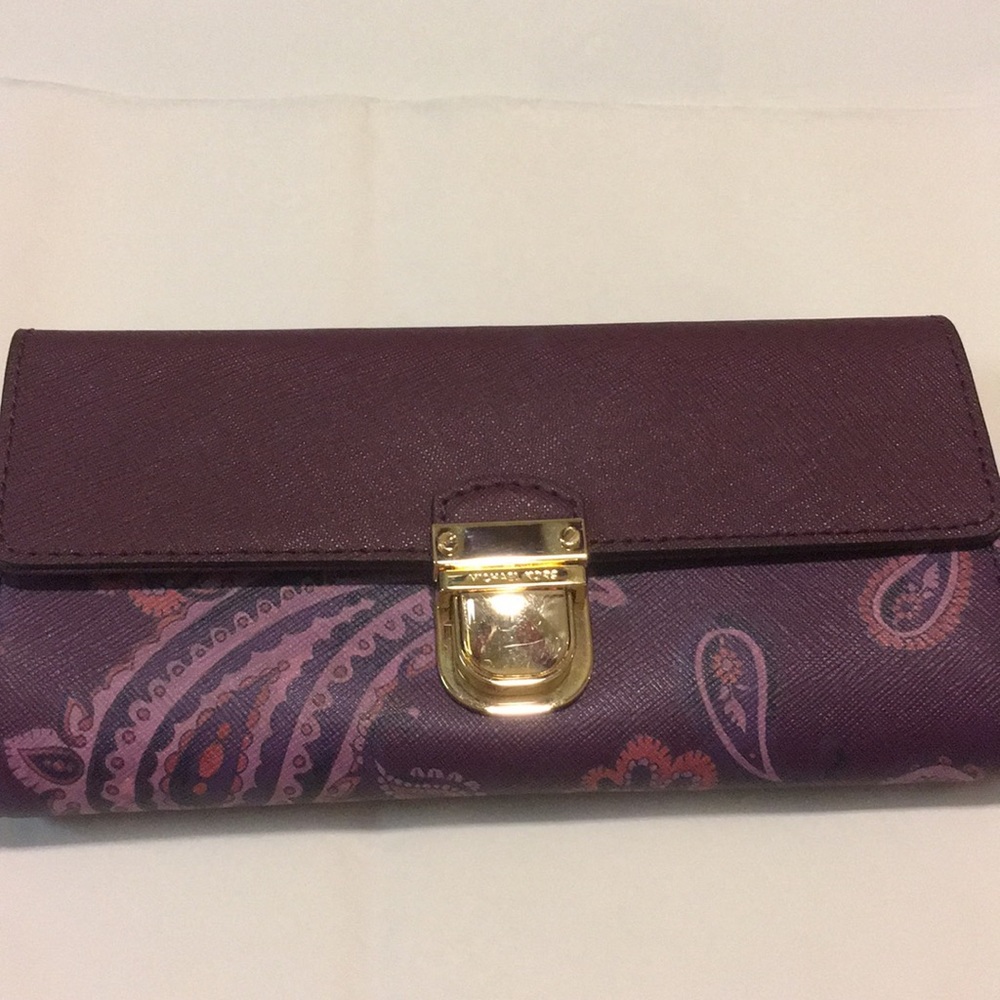MK BridgettePaisley Plum Lthr Carryall Flap Wallet