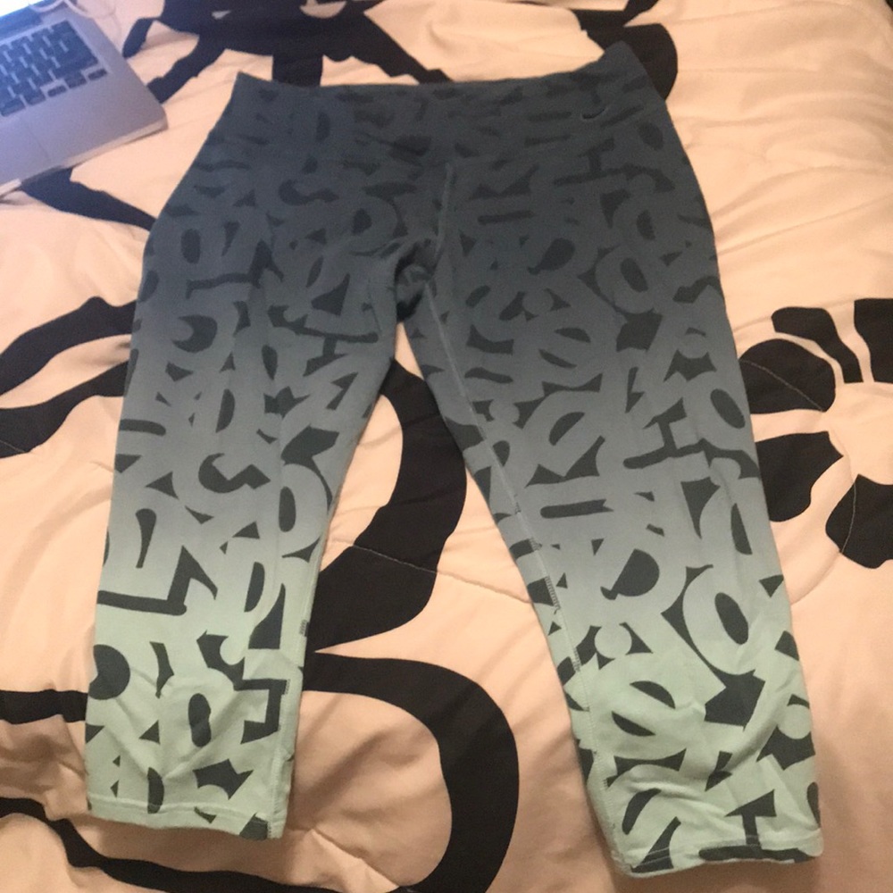 Nike Dri-fit size M Capri