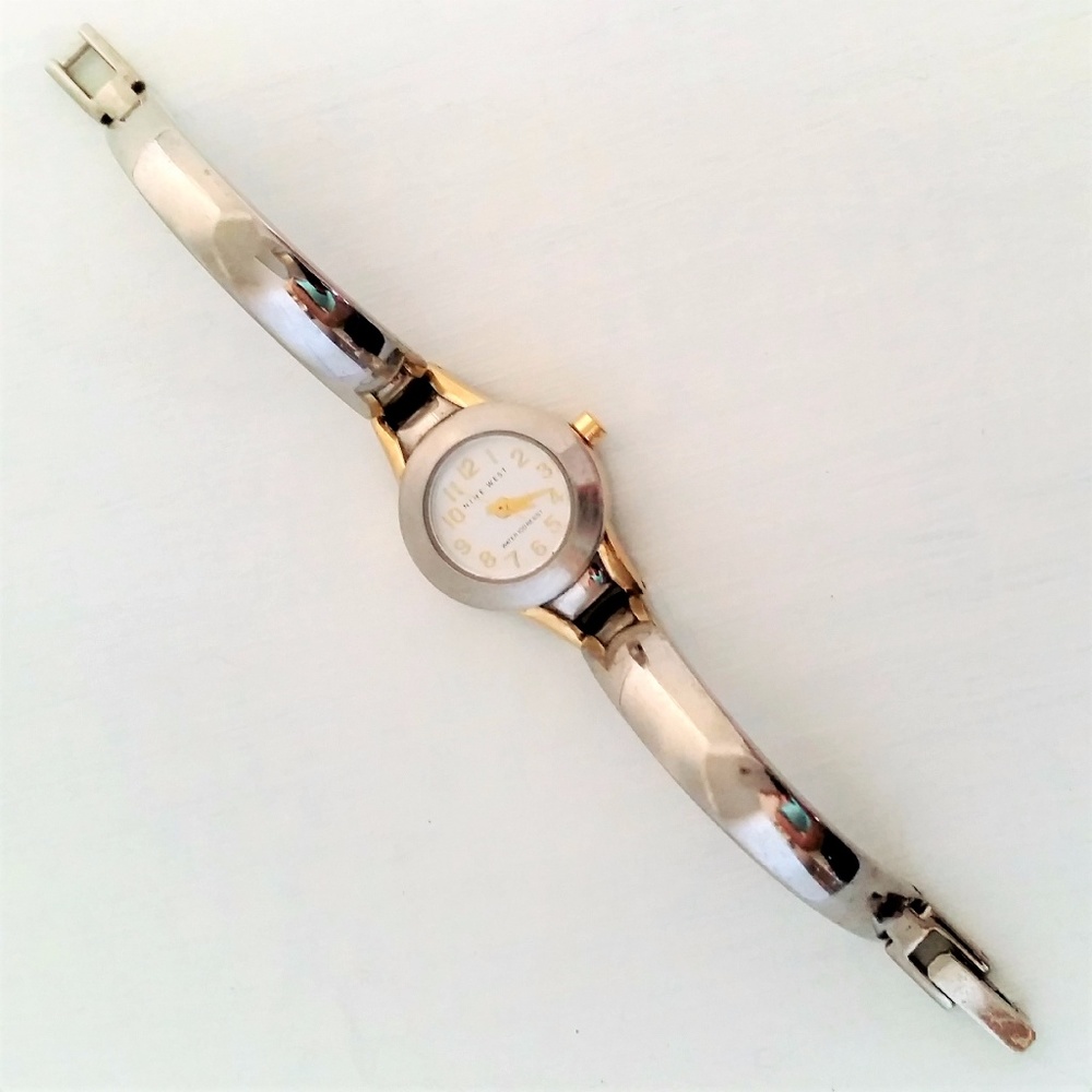 Vintage Nine West watch water resistant to 100ft