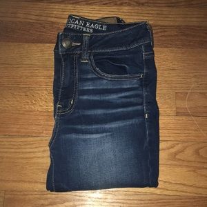 American Eagle: High Rise Super Skinny Jegging
