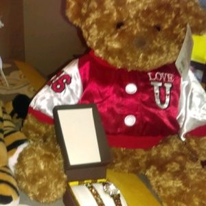 Meet your Posher, Crystal