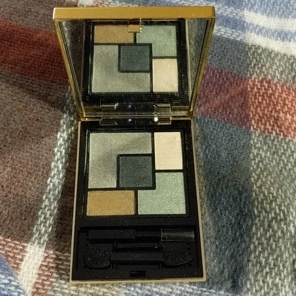 YSL (Yves Saint Laurent) eye shadow palette #8