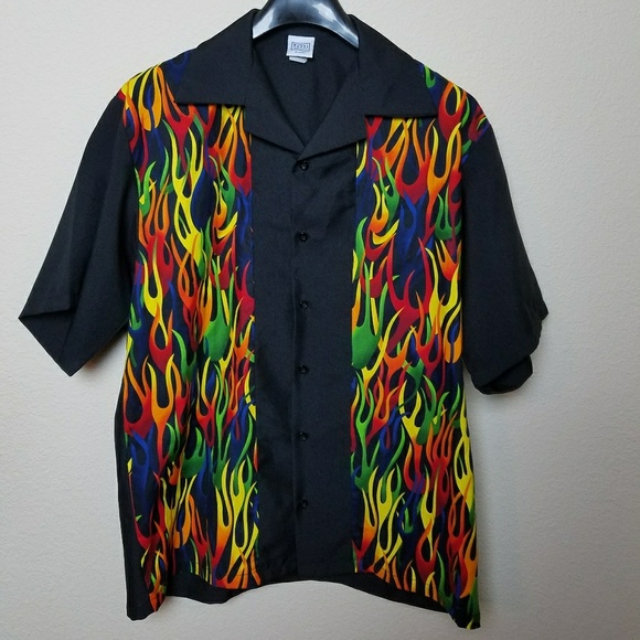 Other - Cool Hawaiian style shirt.