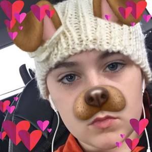 Meet your Posher, Alyssa