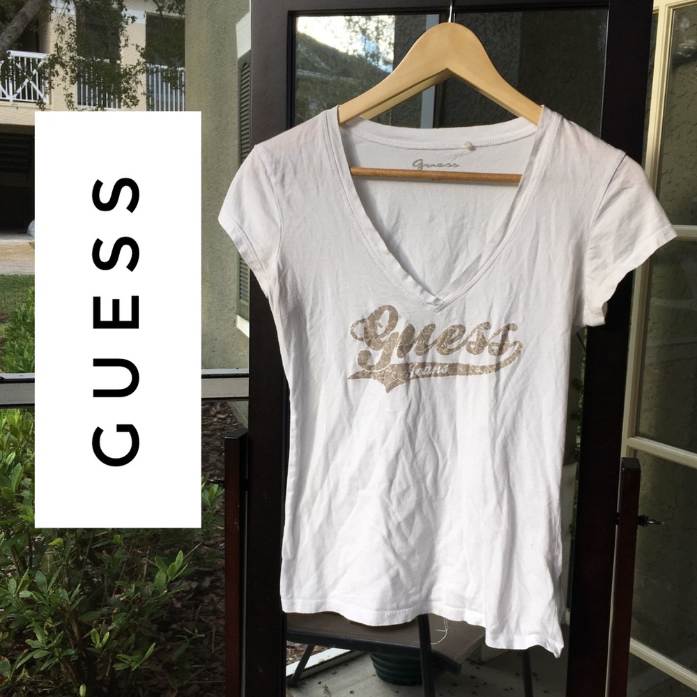 💕 Guess T-shirt 👚