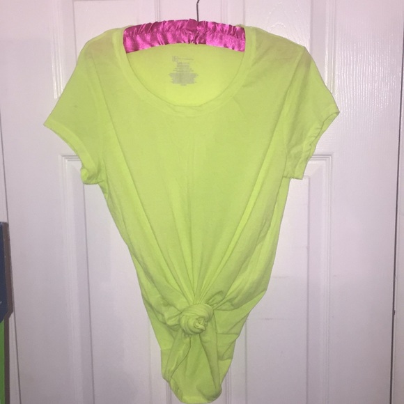 Bright, neon yellow tee - Picture 4 of 6