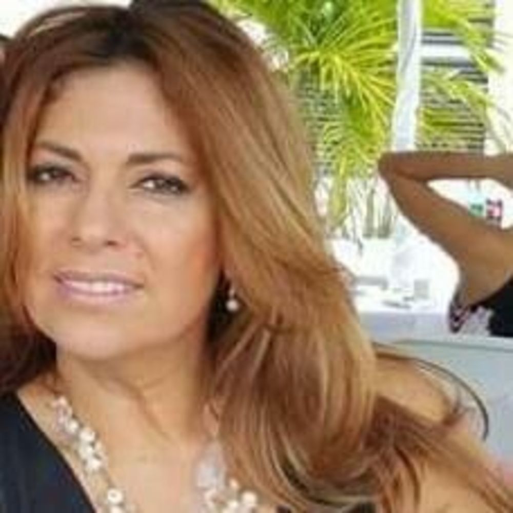 Meet your Posher, Ofelia