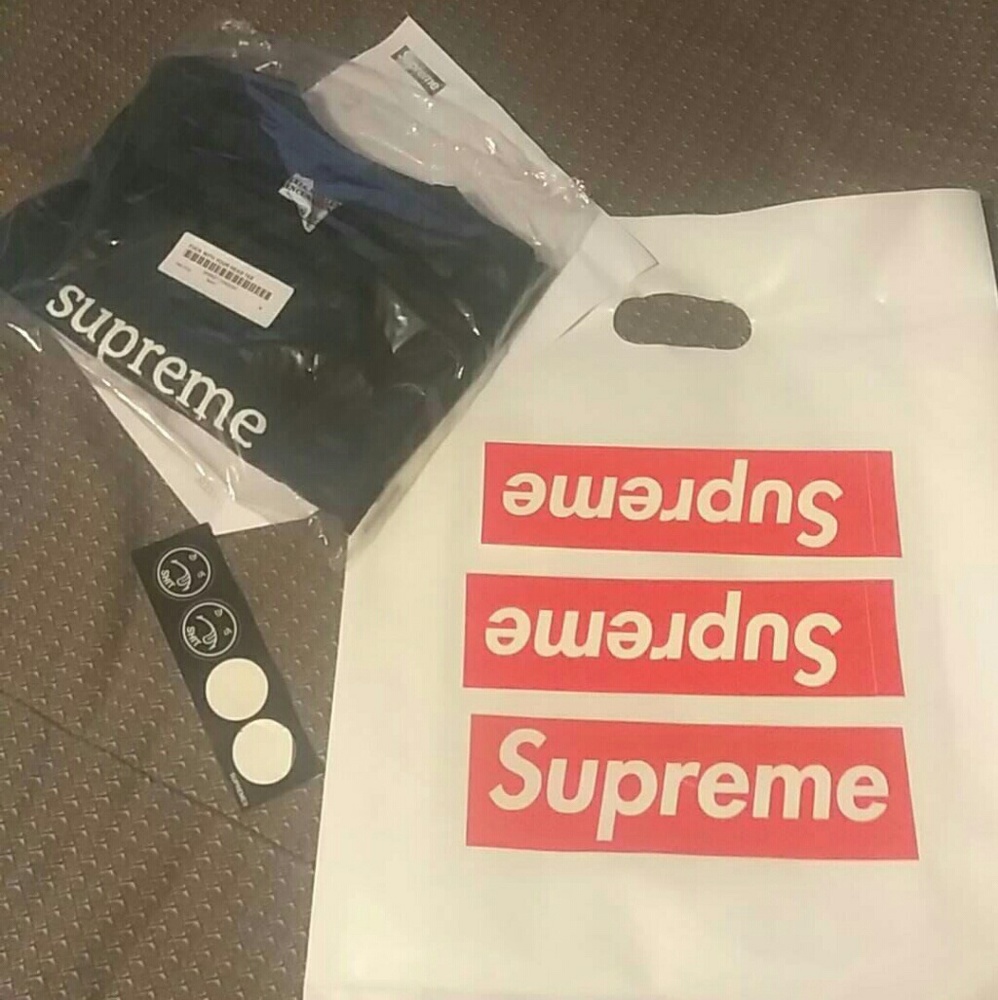 Supreme (Fuck With Your Head Tee)