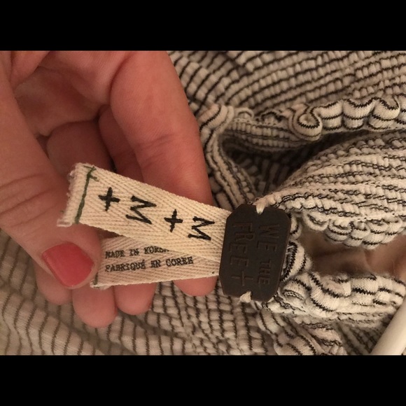 Free people off the shoulder top - Picture 5 of 5