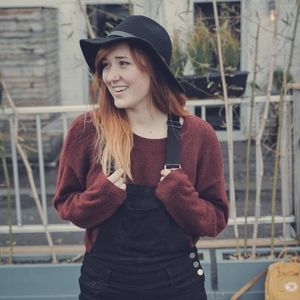 Meet your Posher, Madeline