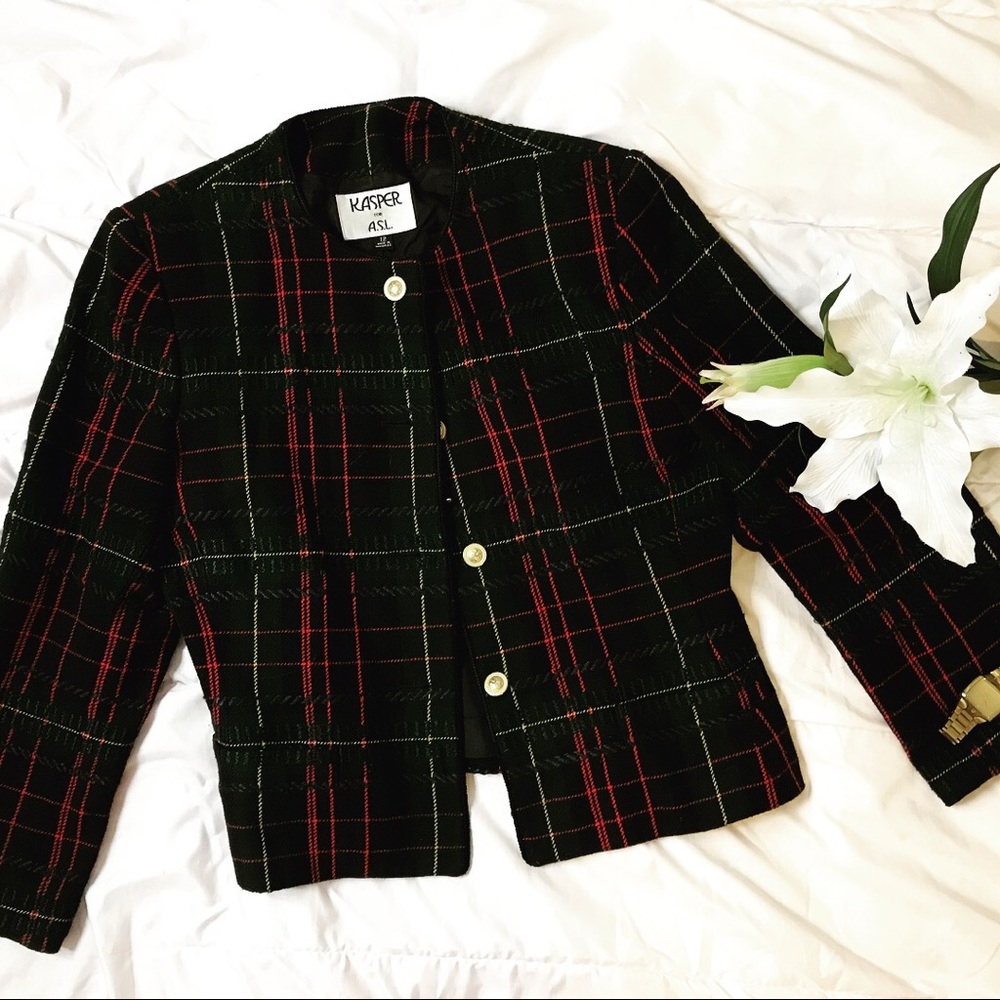 Beautiful Kasper Wool Jacket