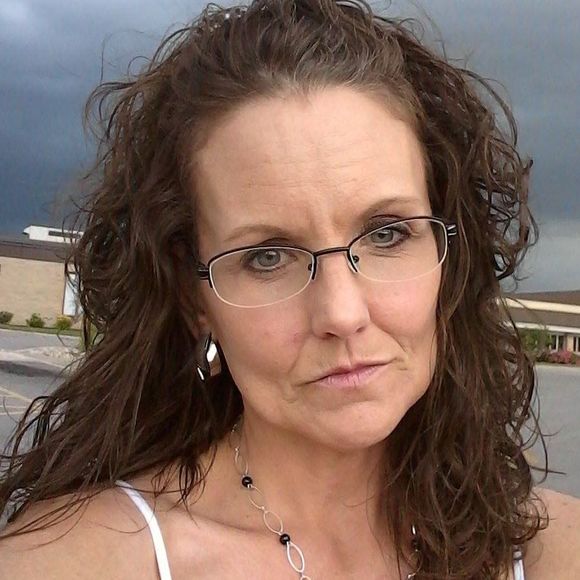 Meet your Posher, Kelly - Picture 1 of 1