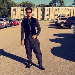 Meet your Posher, Abbas