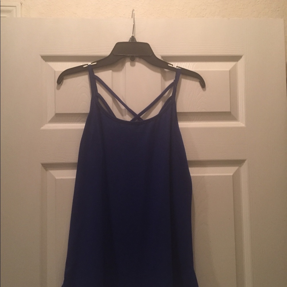 Blue tank - Picture 2 of 4