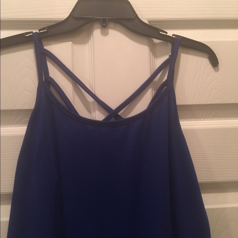 Blue tank - Picture 3 of 4