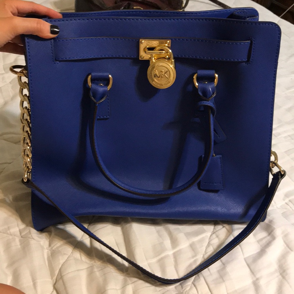 Michael Kors blue on the shoulder tote