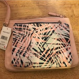 NINE WEST travel set