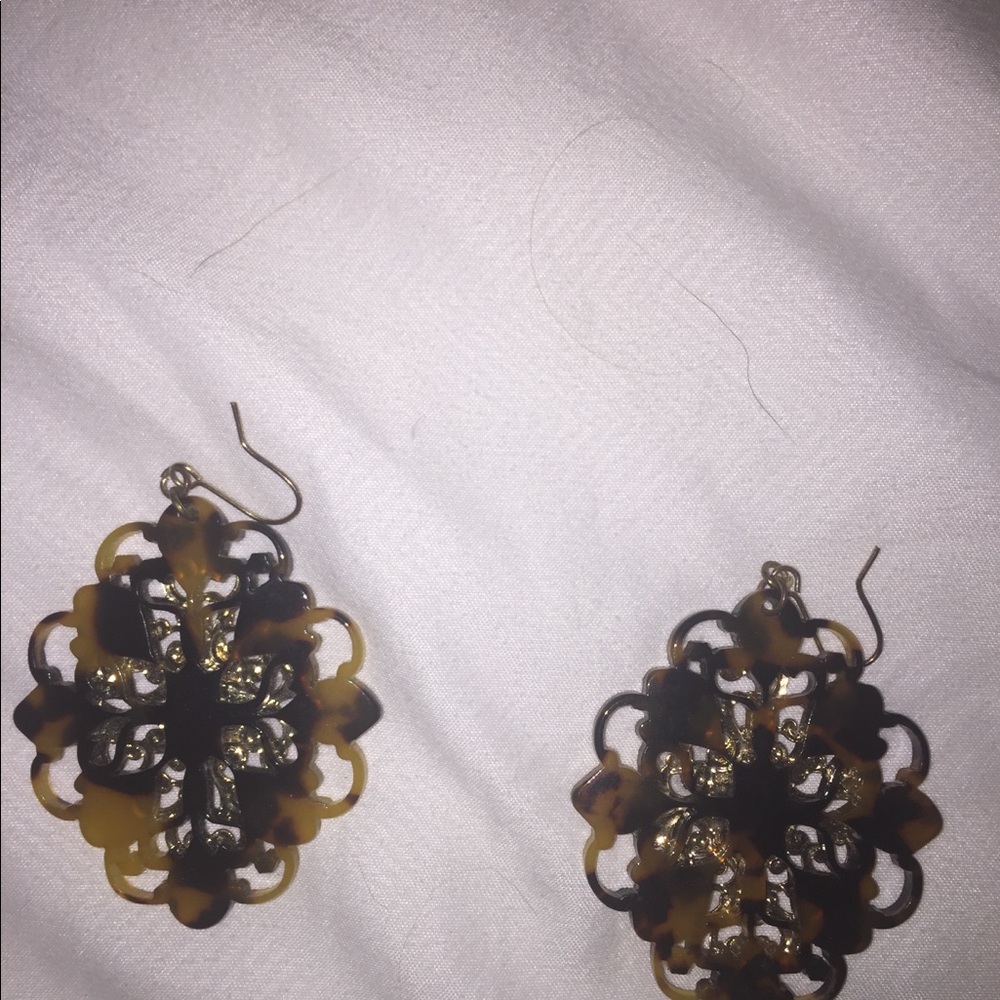Earrings - Picture 2 of 2