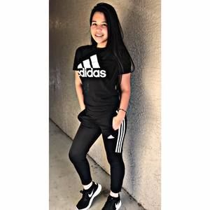 Meet your Posher, Gabriela