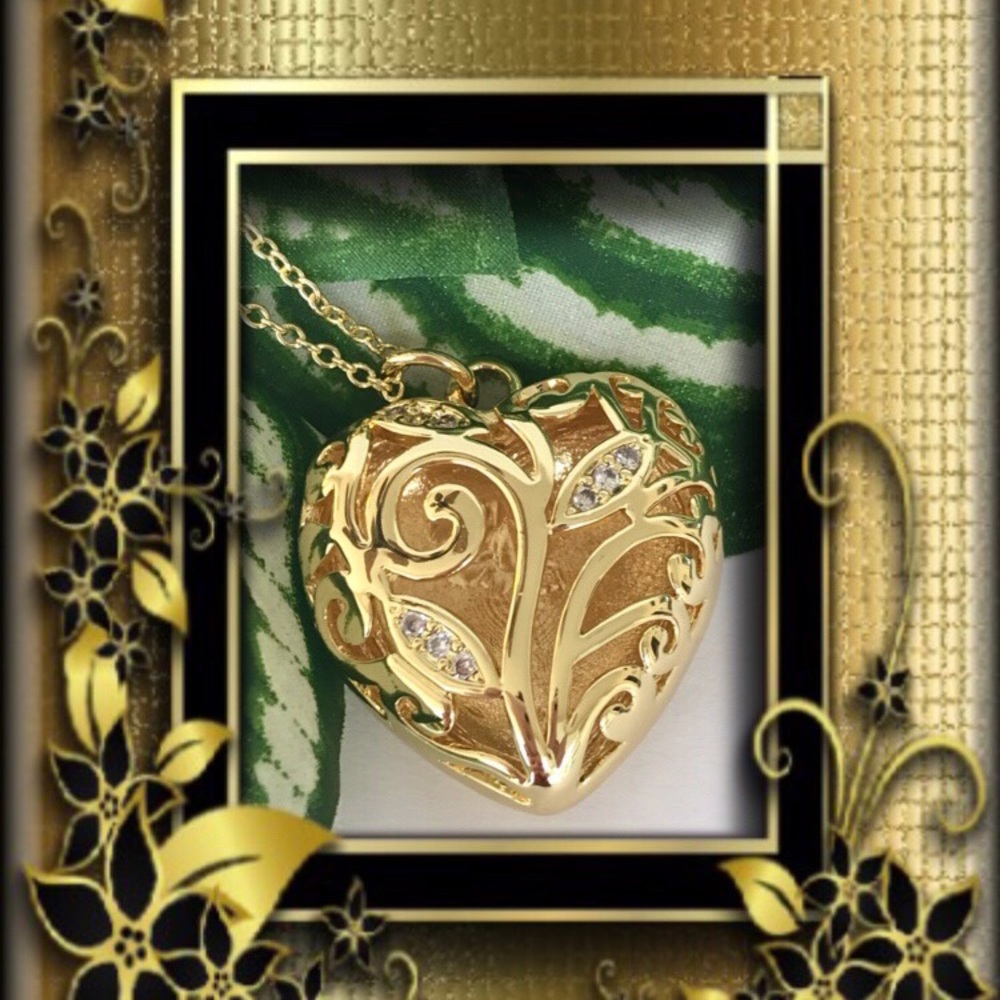 🌺🌴🌺 GOLD HEART ❤️ NECKLACE 🌺🌴🌺 - Picture 2 of 4