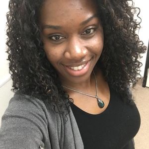 Meet your Posher, Maxine