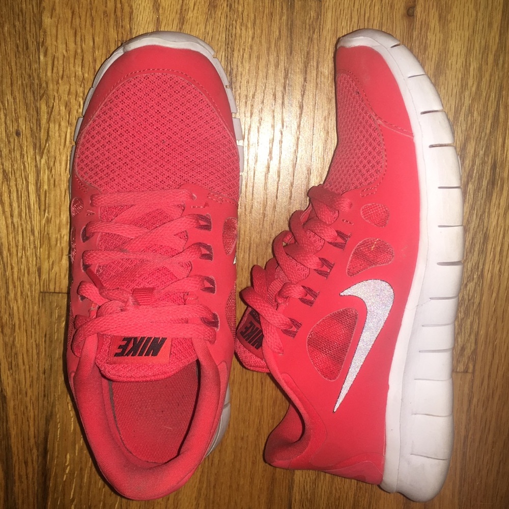 Nike free 5.0 youth size 4 In great conditions