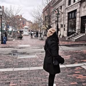 Meet your Posher, Kim