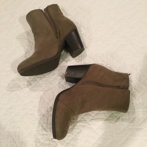Old Navy Booties