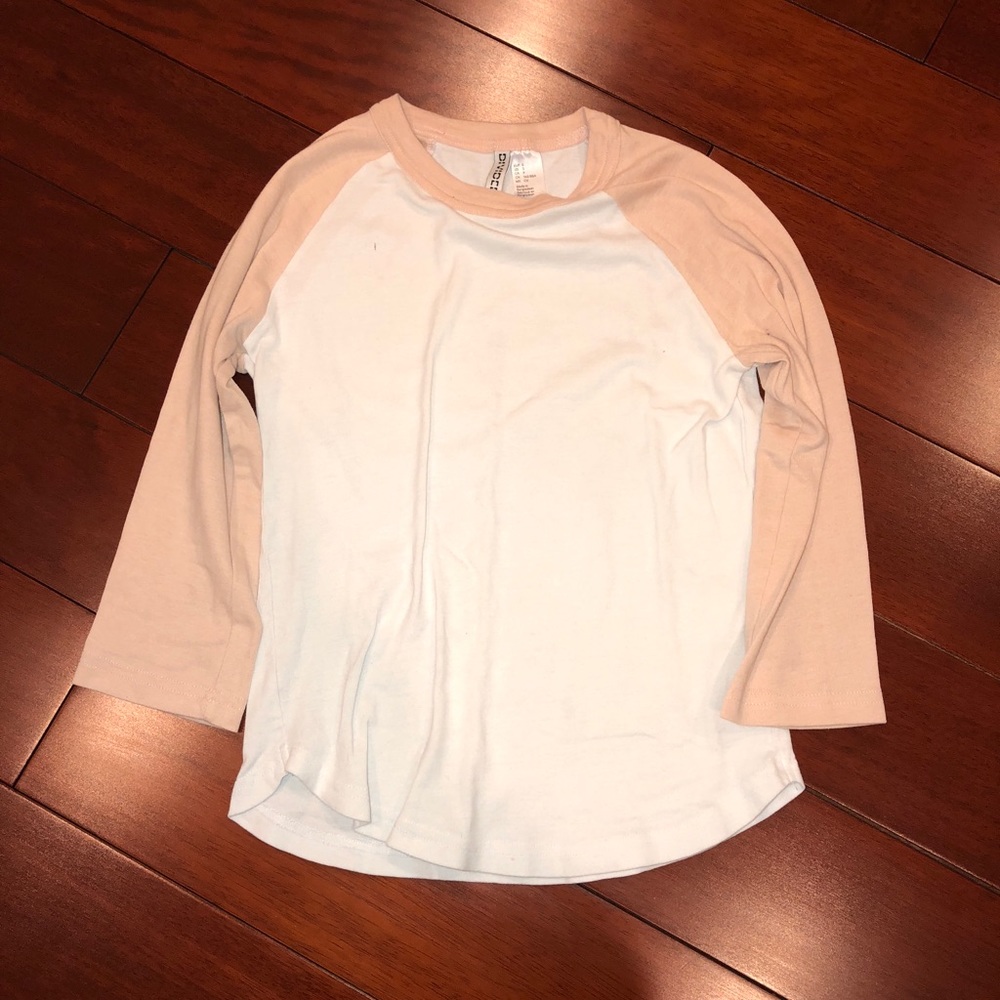 H&M divides basic top size s baseball tee style