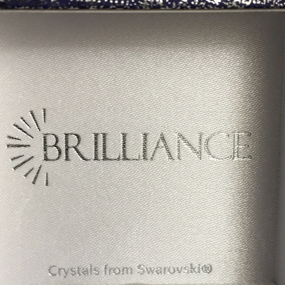 😍 Swarovski Heart Necklace - Picture 2 of 4