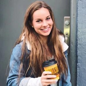 Meet your Posher, Nicole