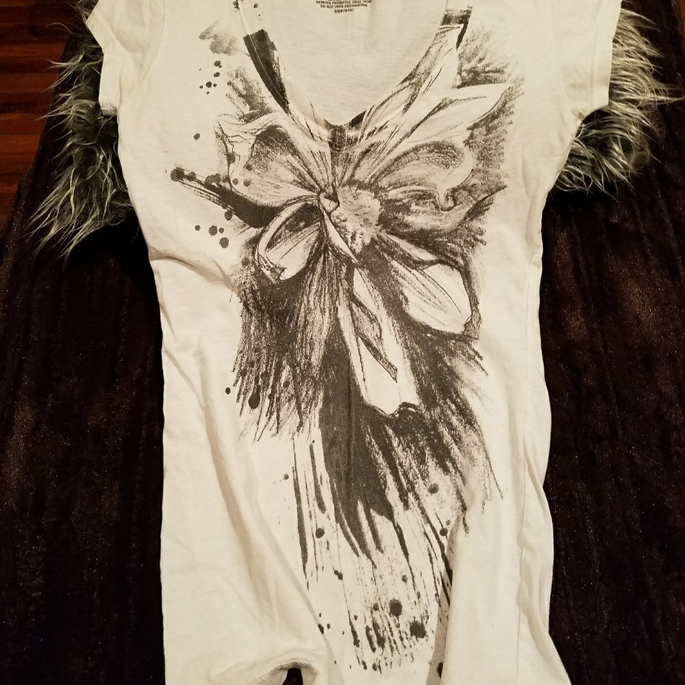 STRANDED T-SHIRT - Picture 2 of 3