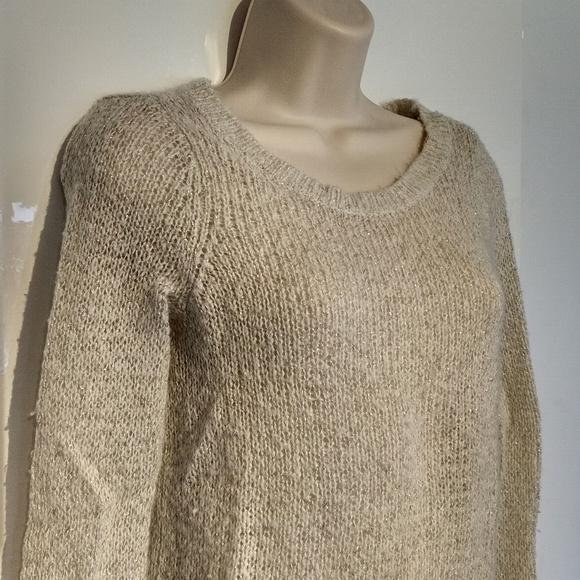 A&F Shimmery Gold Cream Knit Sweater XS - Picture 3 of 4