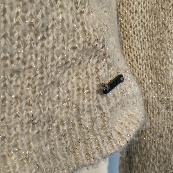 A&F Shimmery Gold Cream Knit Sweater XS - Picture 4 of 4