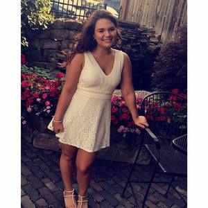 Meet your Posher, Maya