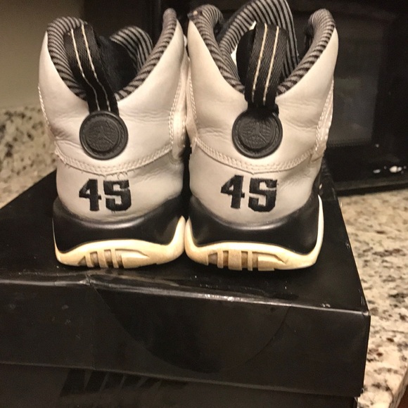 SIZE 6.5Y - Picture 3 of 7