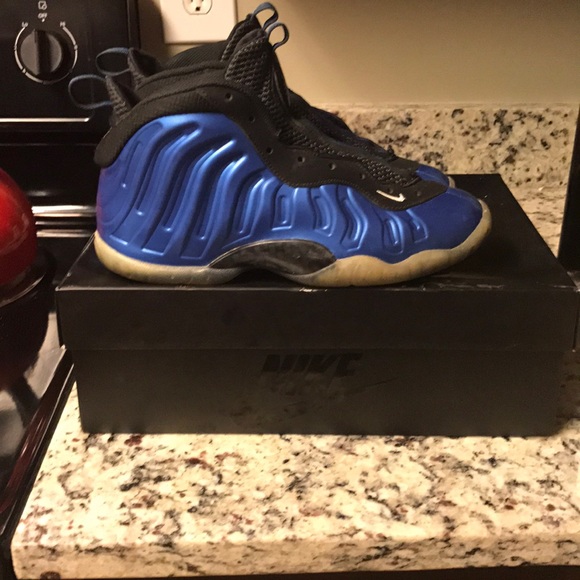 SIZE 6.5Y - Picture 4 of 7