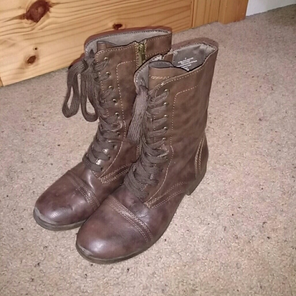 Brown boots