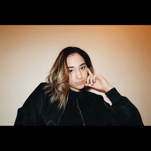 Meet your Posher, Valerie