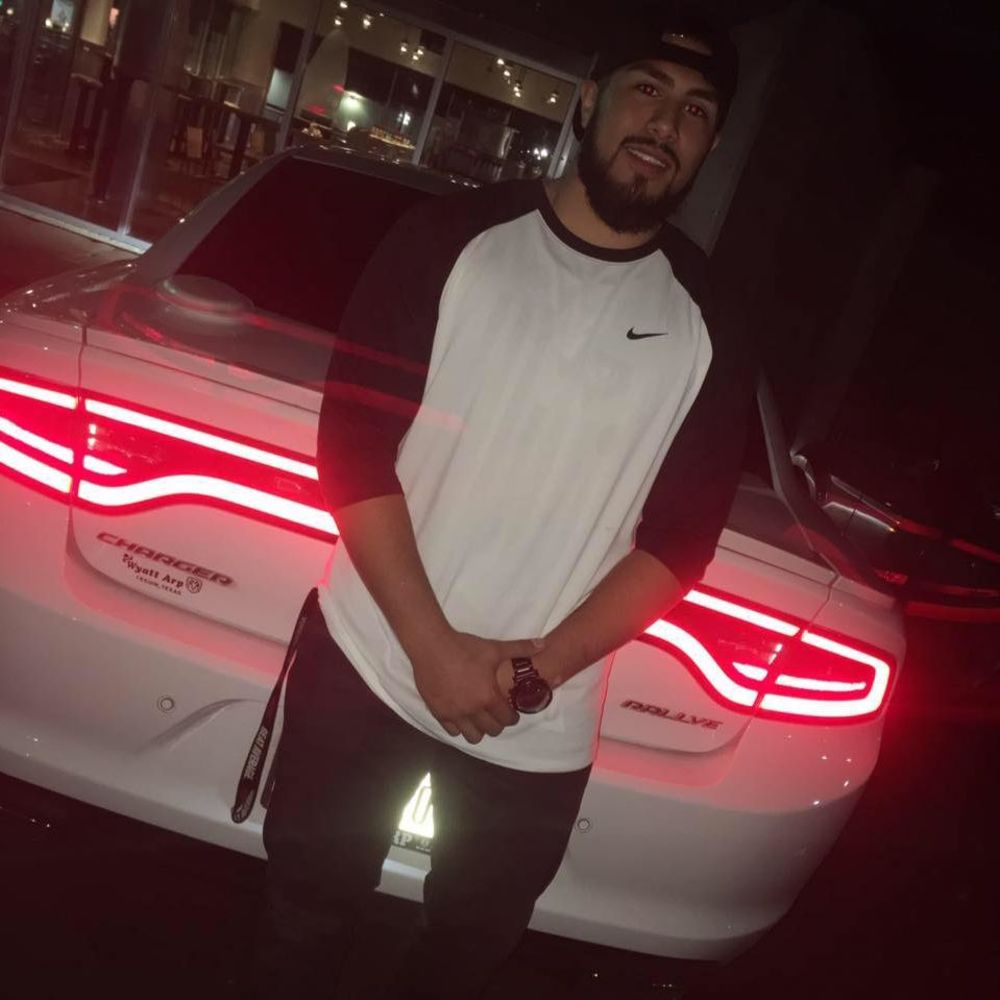 Meet your Posher, Javier