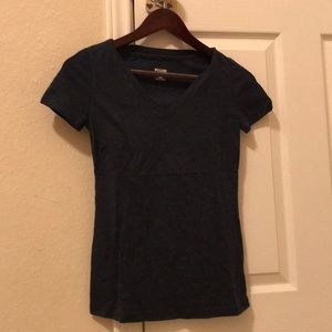 Navy mossimo tee