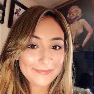 Meet your Posher, Joanna