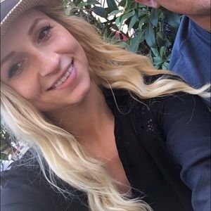 Meet your Posher, Eva