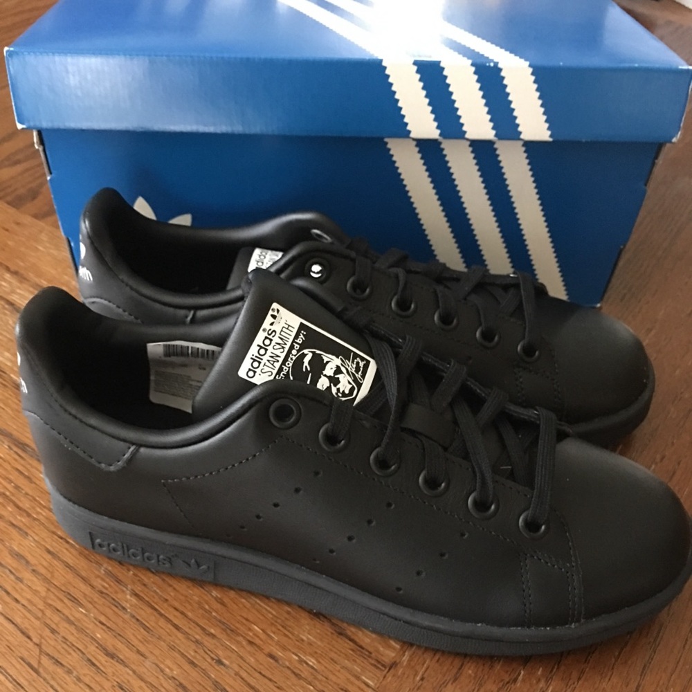 BNIB leather Adidas Stan Smith