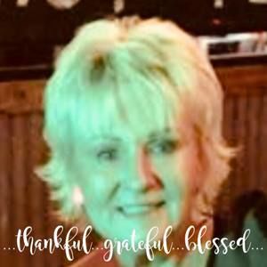 Meet your Posher, Debbie