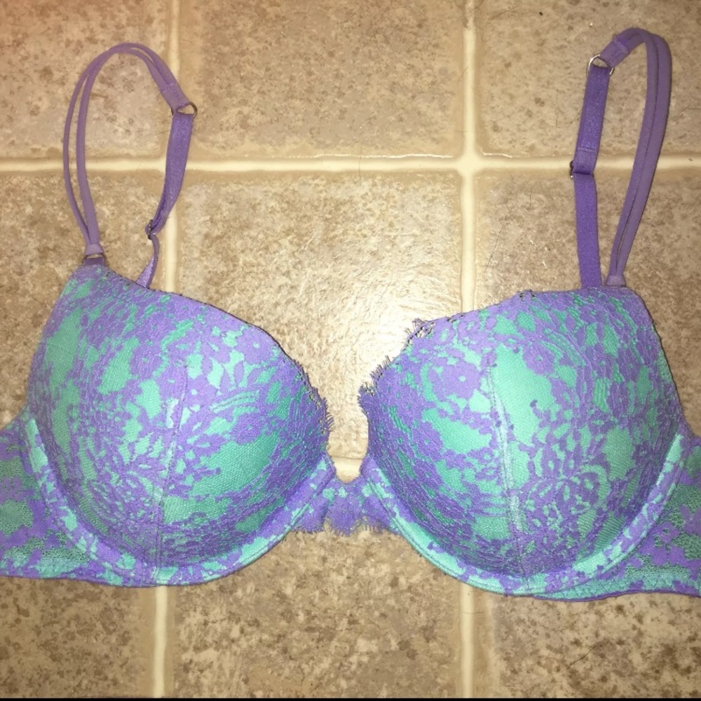 Victoria’s Secret Push Up Bra!