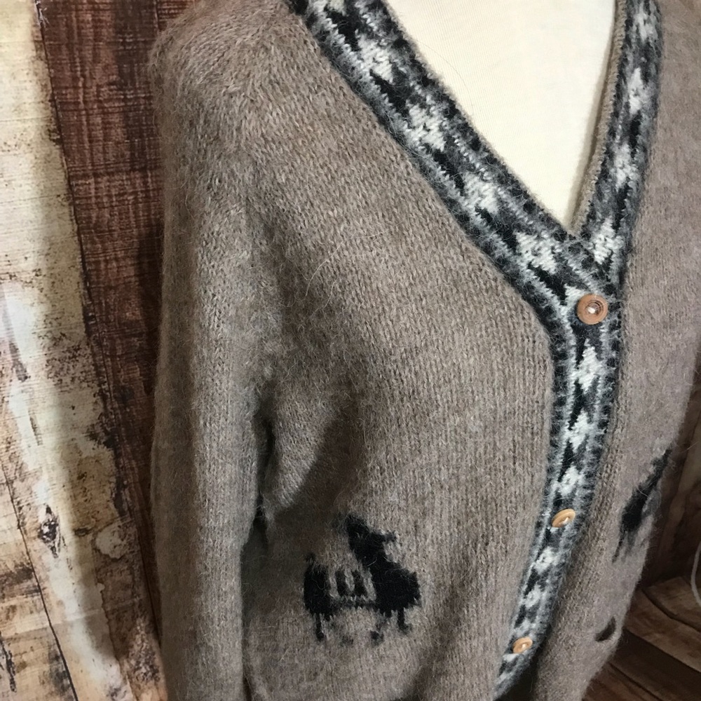 100% cardigan alpaca made in Peru