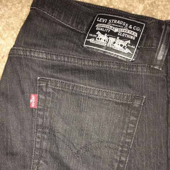 Men’s 34 x 34 Vintage Slim Straight Levi’s - Picture 2 of 8