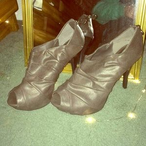 Gray Vera Wang heels